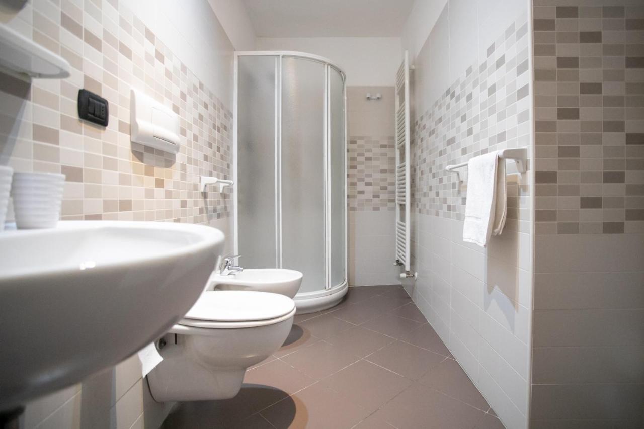 La Chicca Di Paola Apartment Lovere Exterior photo